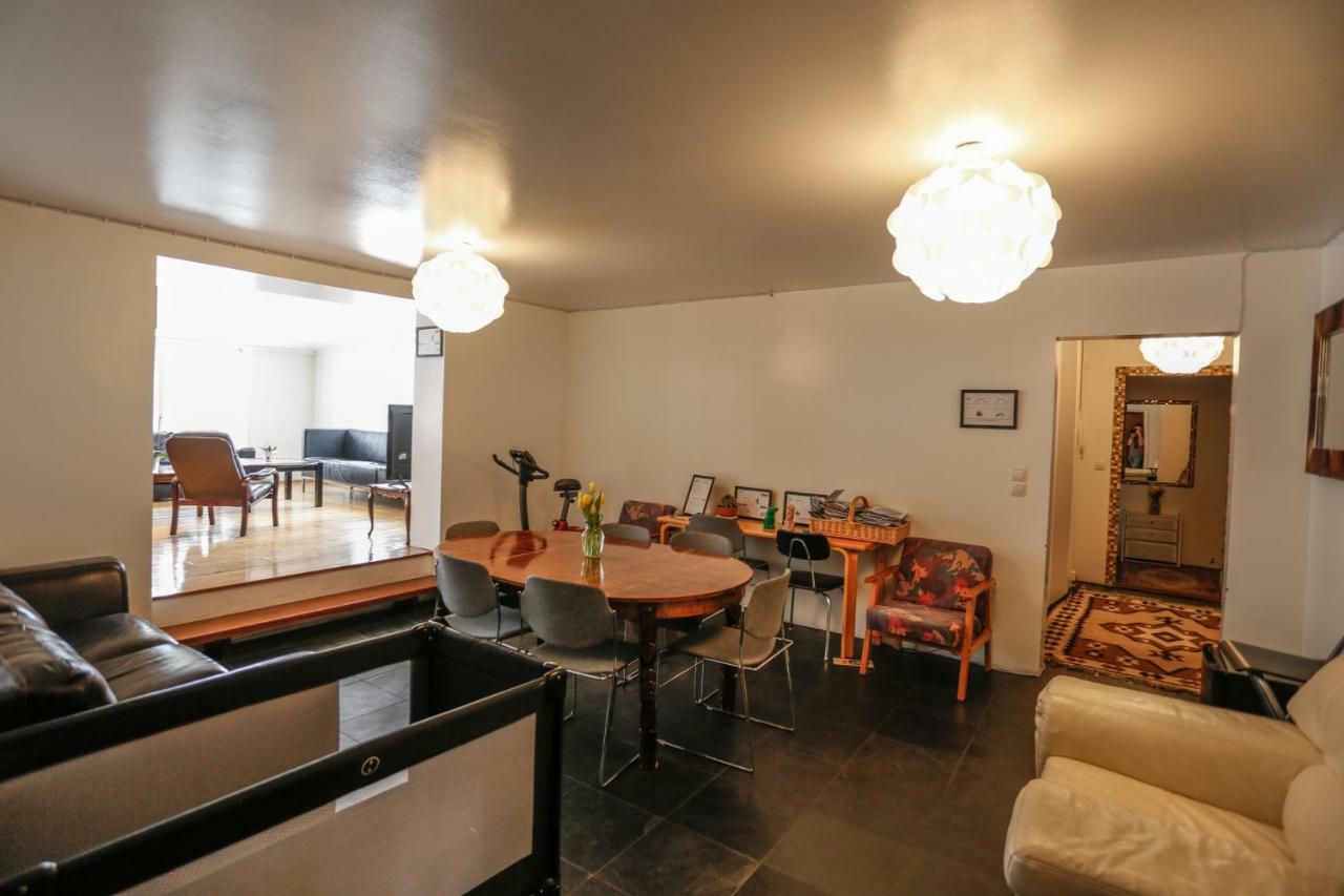 Guesthouse Summerday Reykjavík Exteriör bild
